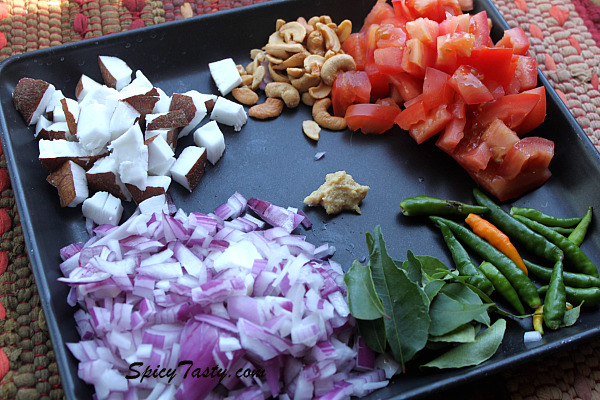 Green Chili Chicken Curry